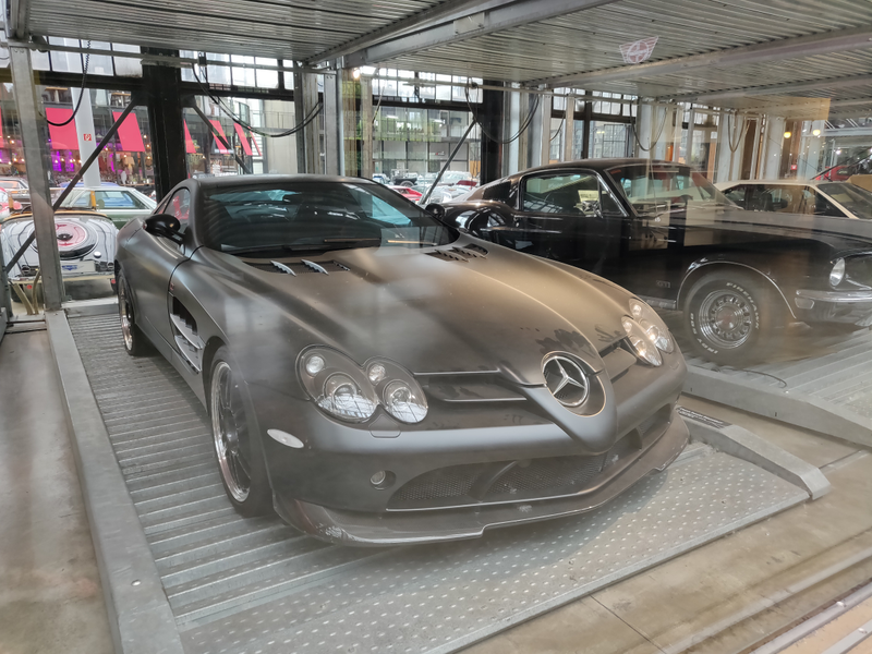 Cool to see as it was strangely absent from the Porsche museum in Stuttgart a few years back. Is a 722